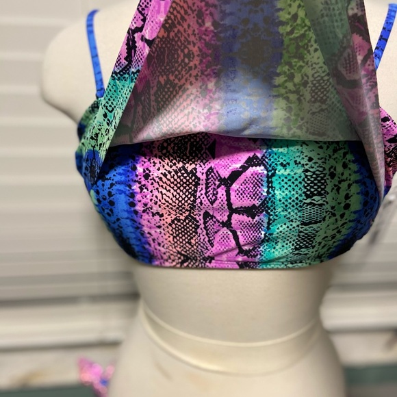 California sunshine two piece bikini - Picture 8 of 12